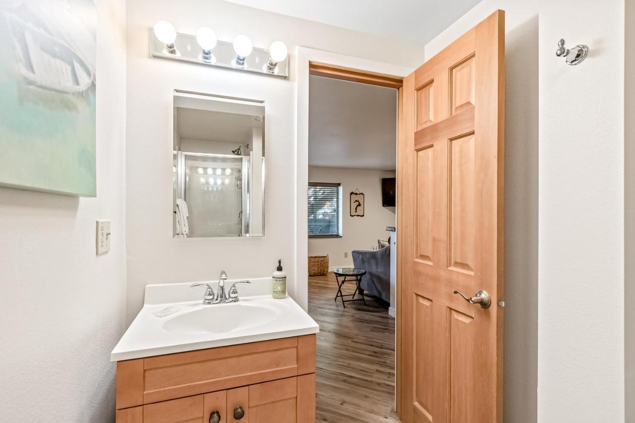 Apartamento Driftwood Waterfront Gem Sandpoint Exterior foto